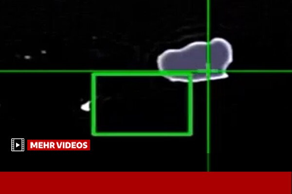 لحظه رهگیری و انهدام پهپاد متخاصم MQ۱ دشمن آمریکایی در آسمان تنگه هرمز
