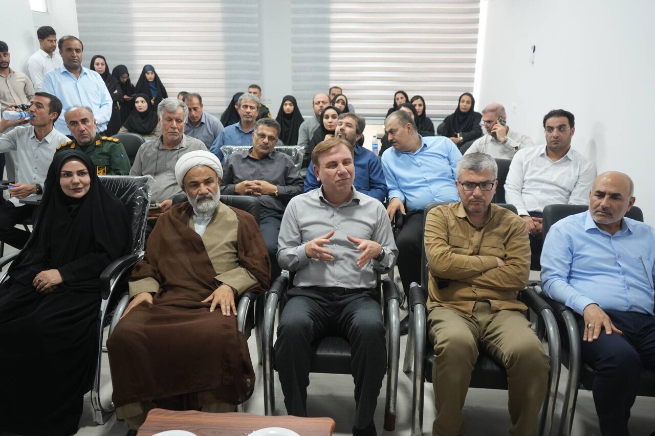 مرکز آموزش‌های تخصصی در دشتستان افتتاح شد