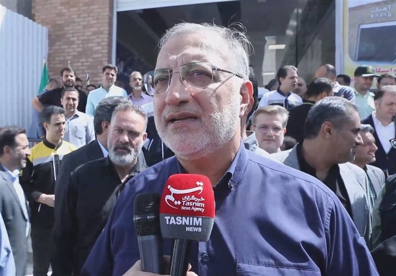 زاکانی: مانع توسعه فیبر نوری نیستیم؛ دنبال اجرای قانونیم
