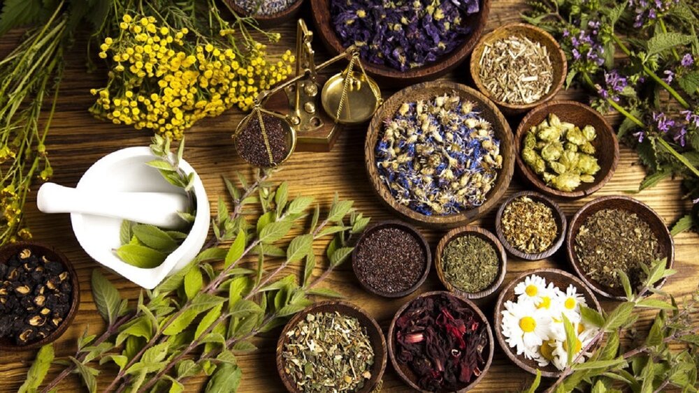 مصرف خودسرانه محصولات گیاهی خطرناک است