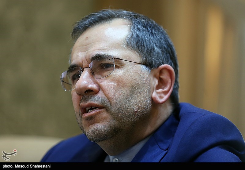معاون عراقچی: به برخی کشورها اجازه عبور از تنگه هرمز را داده‌ شده است