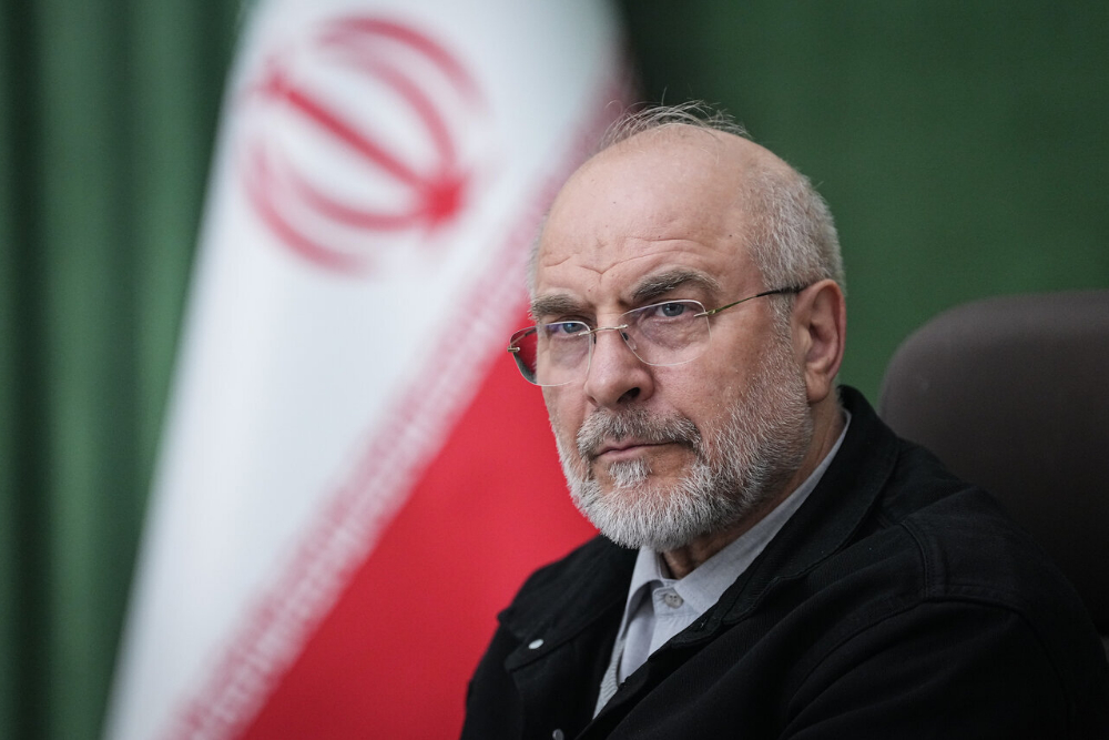 پاسخ قالیباف به لفاظی‌های بسنت: نمایش مضحکت، «روز پیروزی» نبود؛ «روز دلقک» بود!