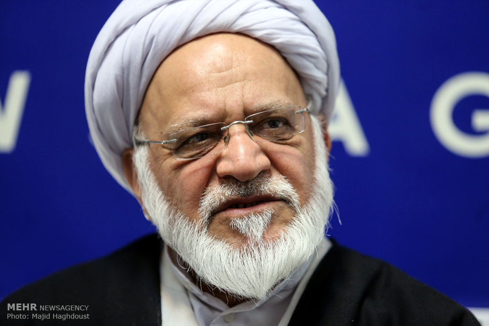 آیت الله محمودی گلپایگانی چهره درخشان علم و معنویت بود