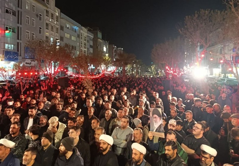 خروش مردم غرب تهران در وداع با رهبر شهید