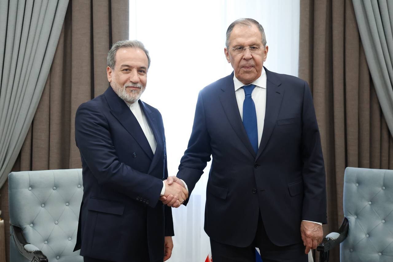 دیدار عراقچی با لاوروف