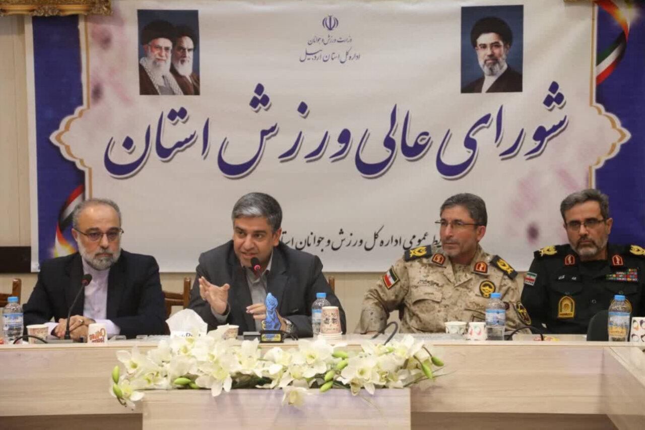 قهرمانان ورزشی به‌عنوان الگوی عملی نسل جدید معرفی شوند