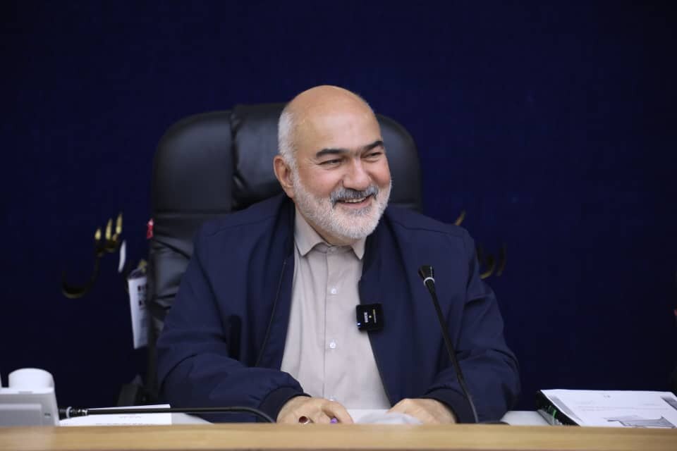 پیگیر انتقال حساب‌های شرکت‌های خوزستانی به استان هستیم