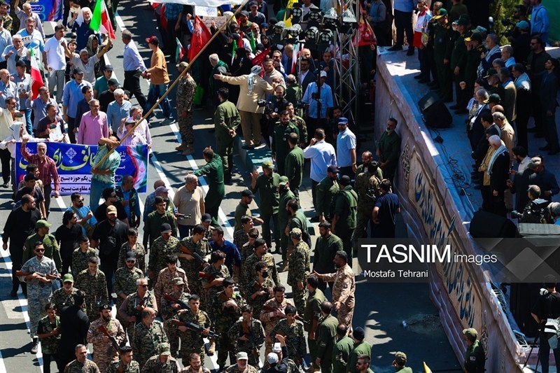 سی‌بی‌اس: صد‌ها هزار ایرانی نمایشی از وحدت ملی و مقاومت نشان دادند